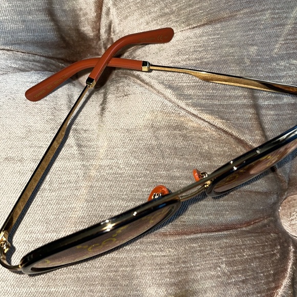 Nwot Authentic GG sunglasses (unisex) - Picture 7 of 16